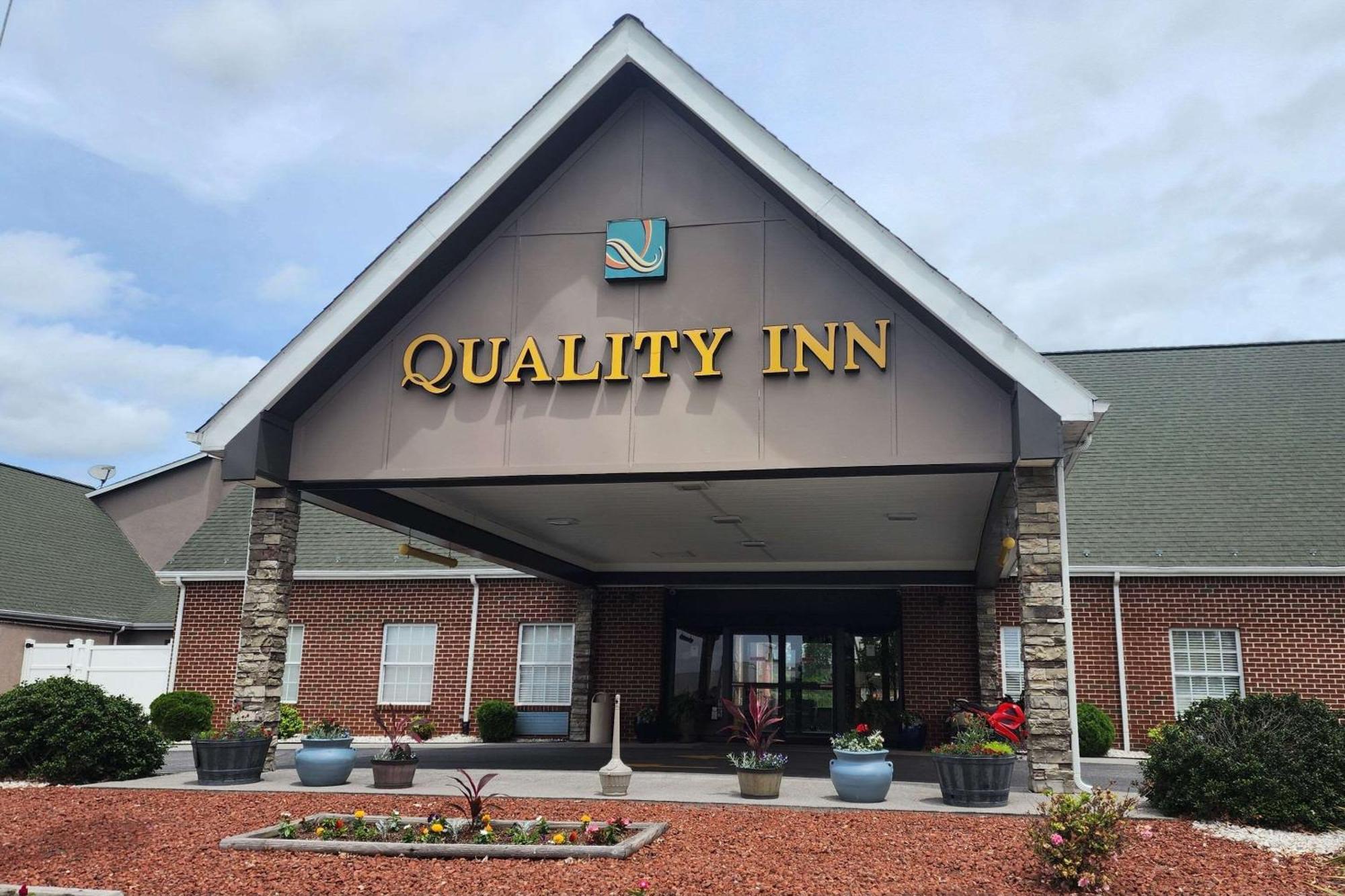 Quality Inn Dublin I-81 Buitenkant foto