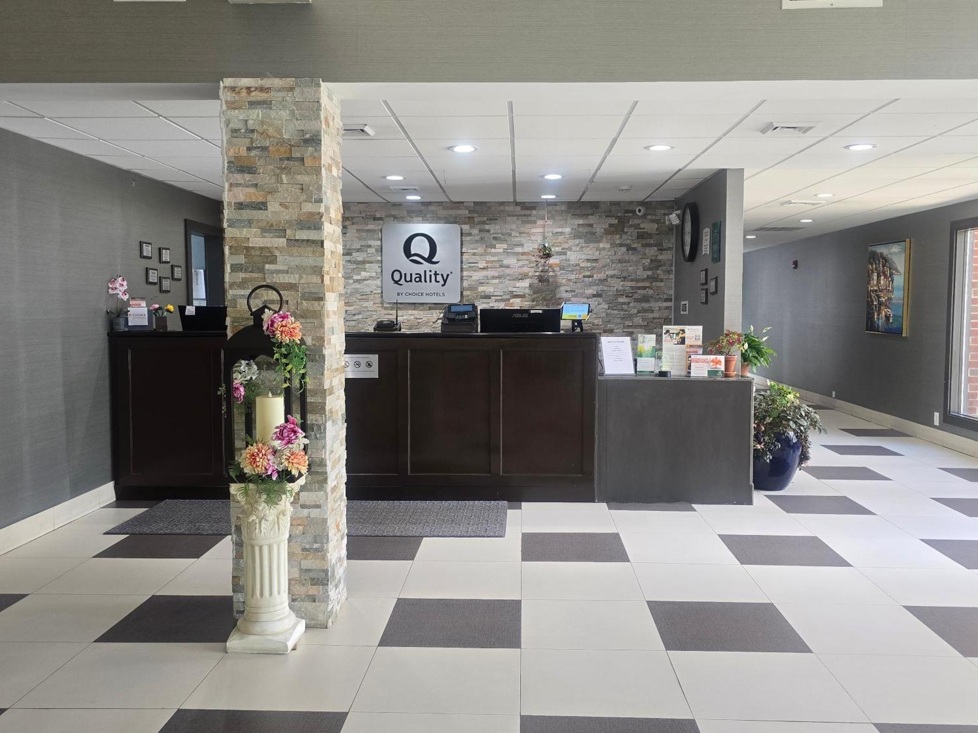 Quality Inn Dublin I-81 Buitenkant foto